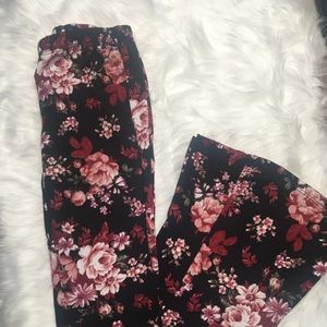 FLORAL, PALAZZO PANTS, with a beautiful petal design throughout the pants!